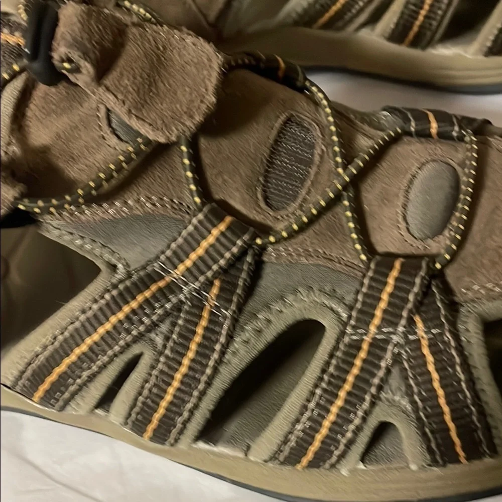 Croft & Barrow Brown Sport Sandals with Adjustable Straps